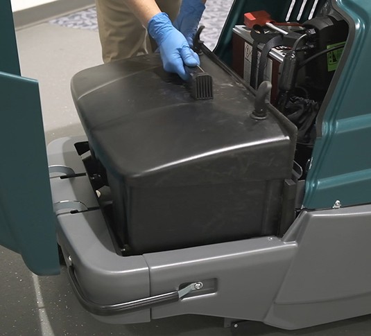 S7 Barredora de conductor acompañante a batería alt 2